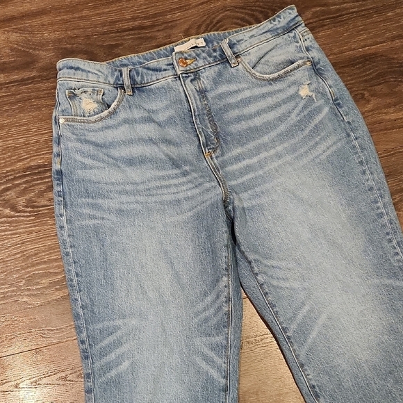 ❤️ LOFT HIGH RISE STRAIGHT LEG JEANS, 14P (32 PETITE) - Picture 3 of 10